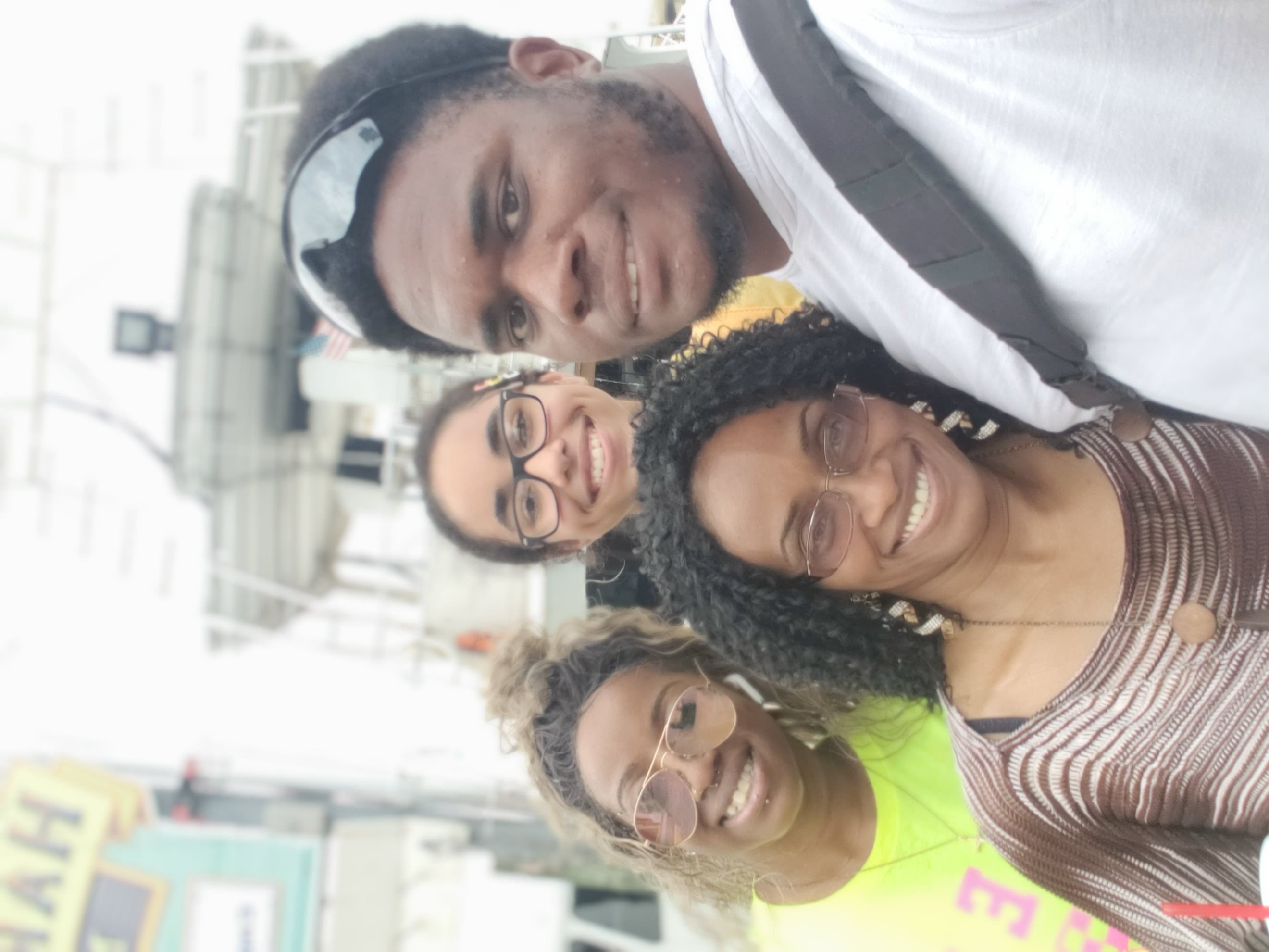La Familia.jpg